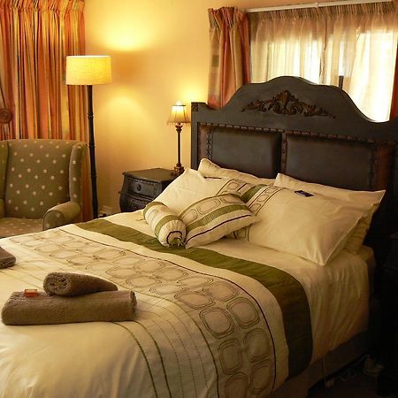 Waterfront Guest House Carolina Екстериор снимка