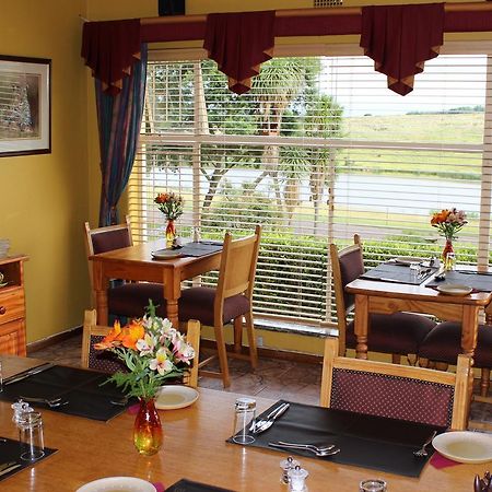 Waterfront Guest House Carolina Екстериор снимка