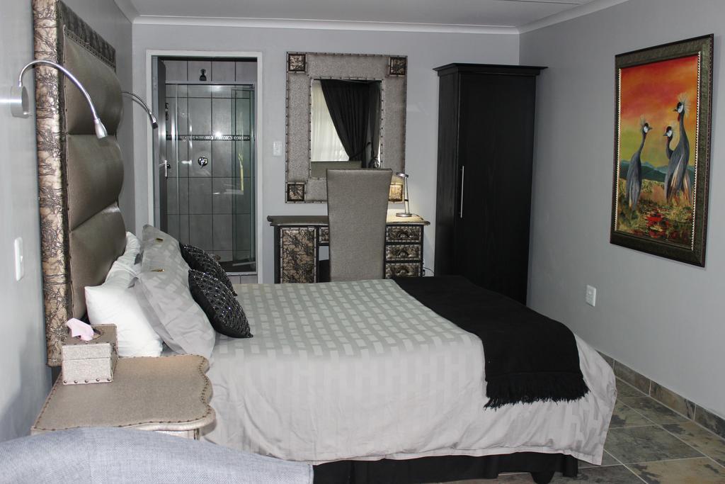Waterfront Guest House Carolina Екстериор снимка