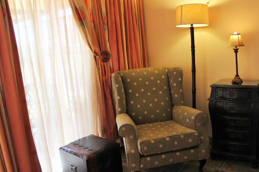 Waterfront Guest House Carolina Екстериор снимка
