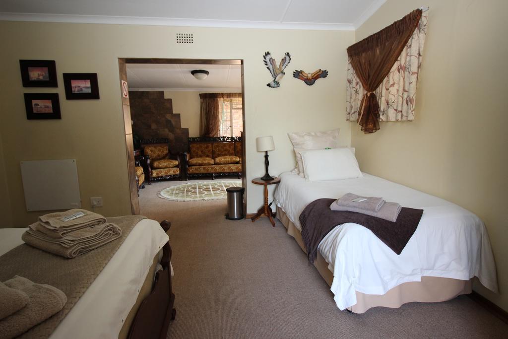 Waterfront Guest House Carolina Екстериор снимка